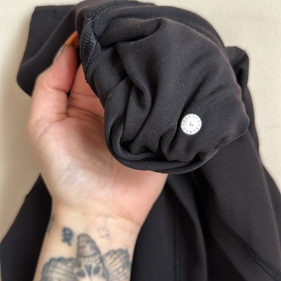 Lululemon Foldable waist band leggings - Picture 6 of 7